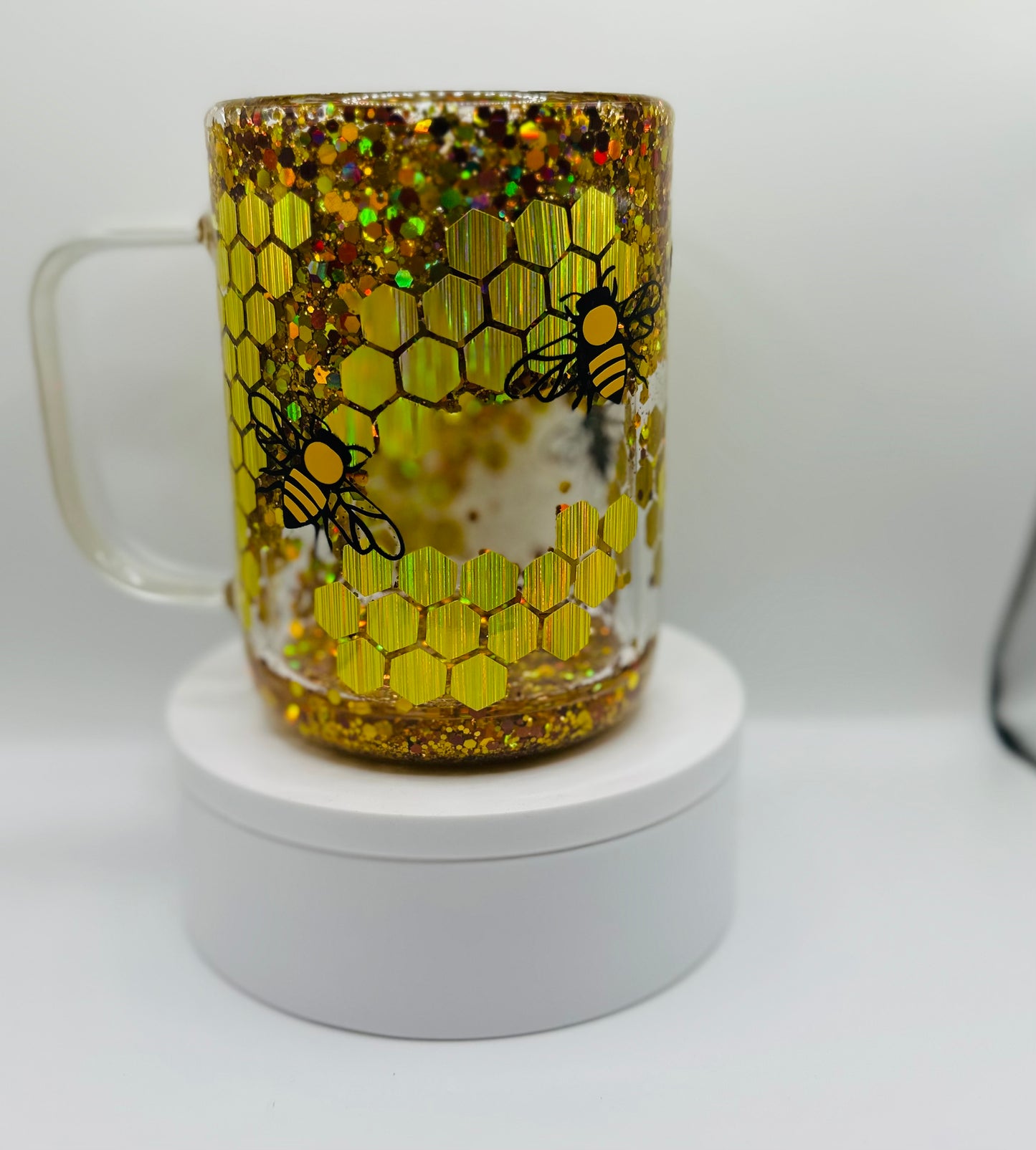 Bee Snow Globe Mug